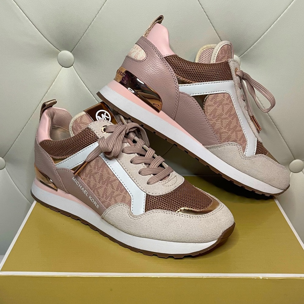 Michael Kors Wilma Suede and Logo Trainer - Pink - Low-top Sneakers Size 8